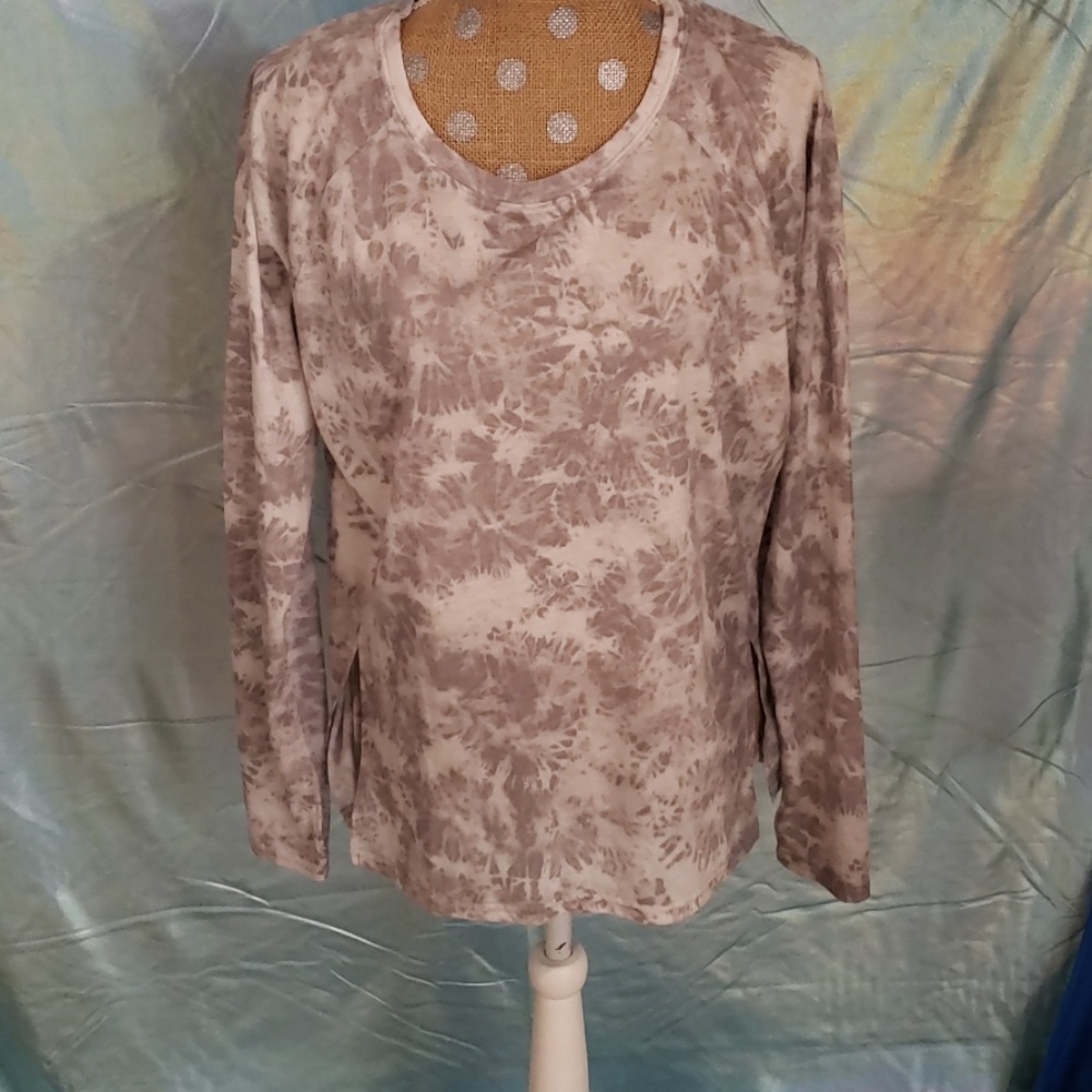 MTA sport top